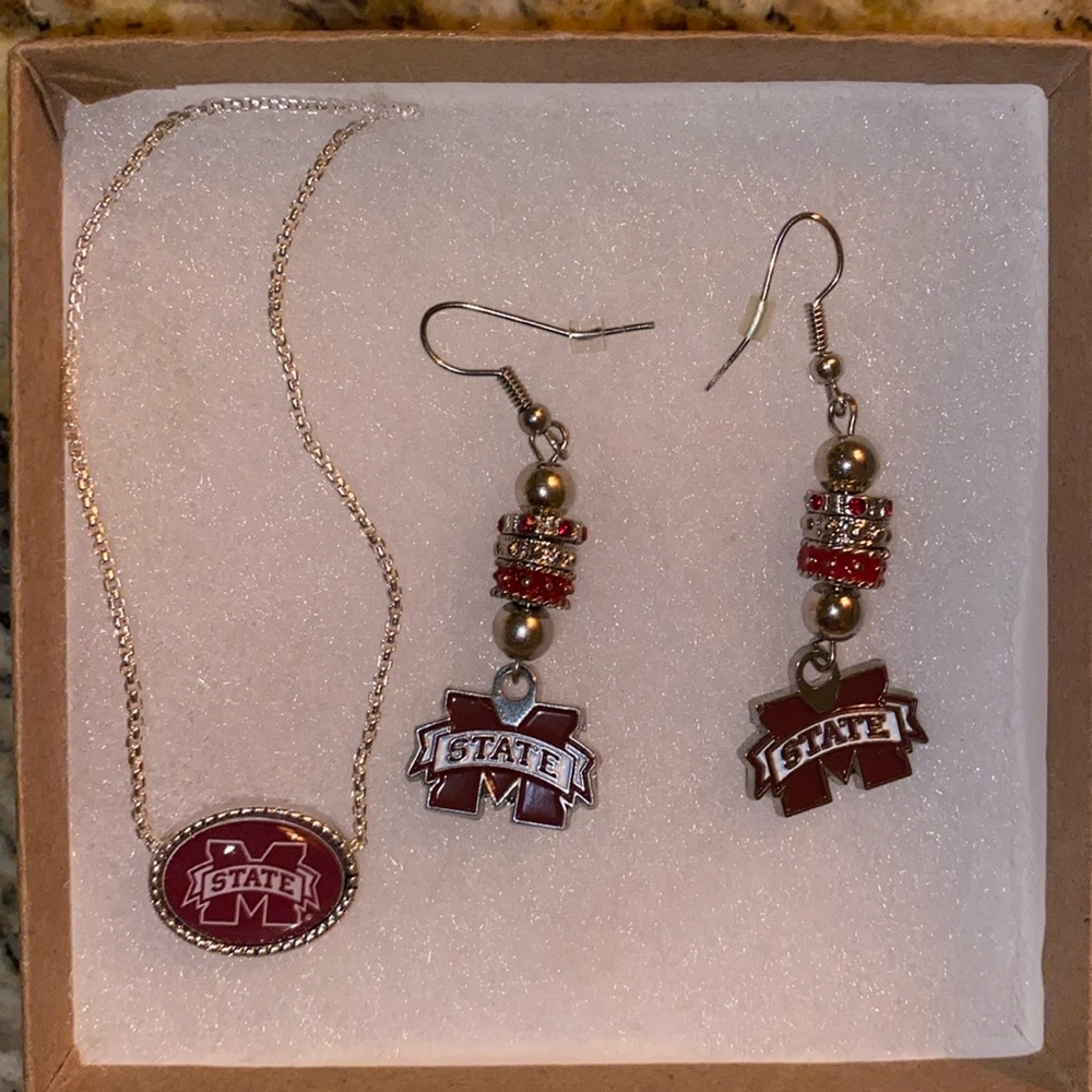 Mississippi State earring and necklace set